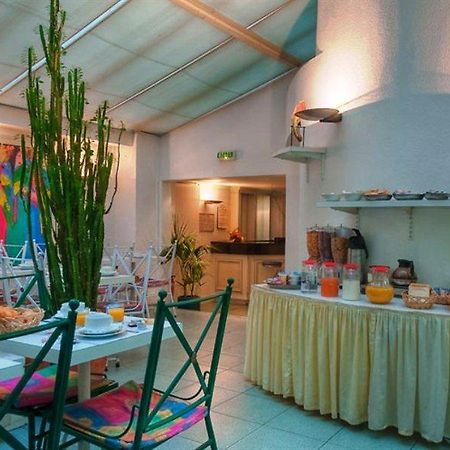 Croix De Malte Hotell Paris Eksteriør bilde